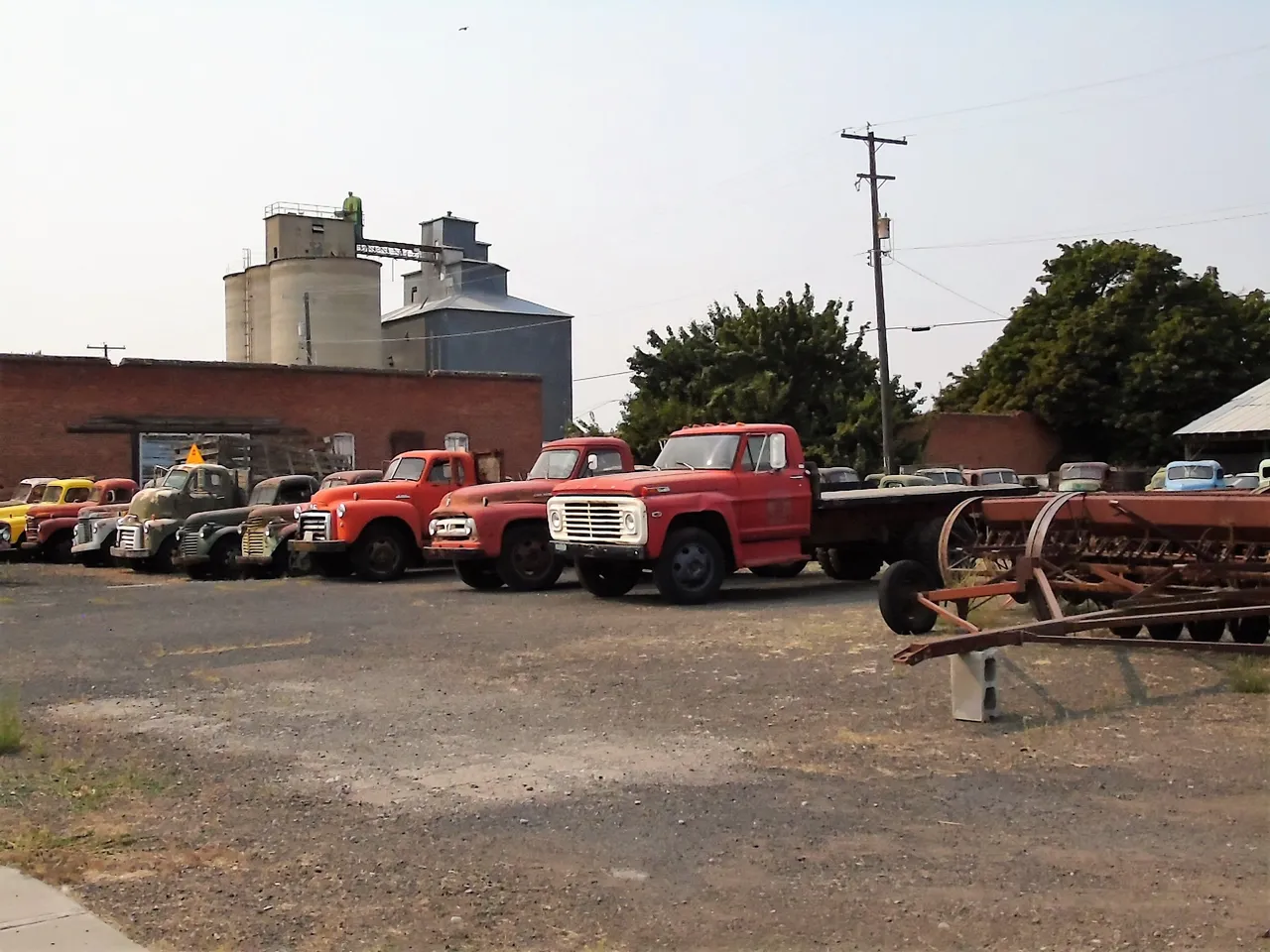 Dave's Old Truck Rescue Sprague WA 2.jpg