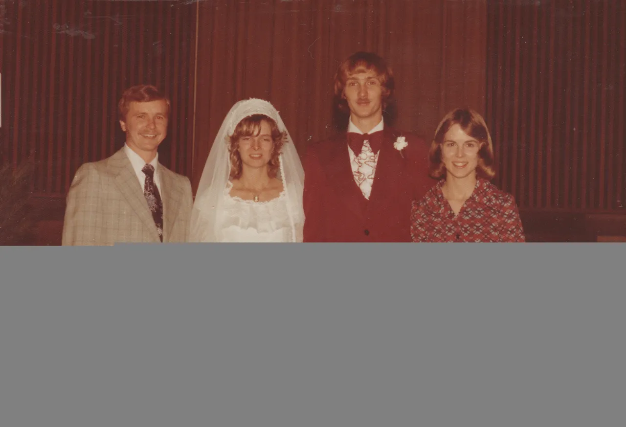 1976-12 - Ray, Kathy Barrett and  Marilyn Peskoski and steve reseski or these names may be misspelled here.jpg