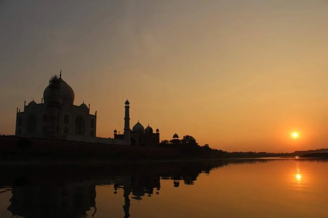 taj.jpg