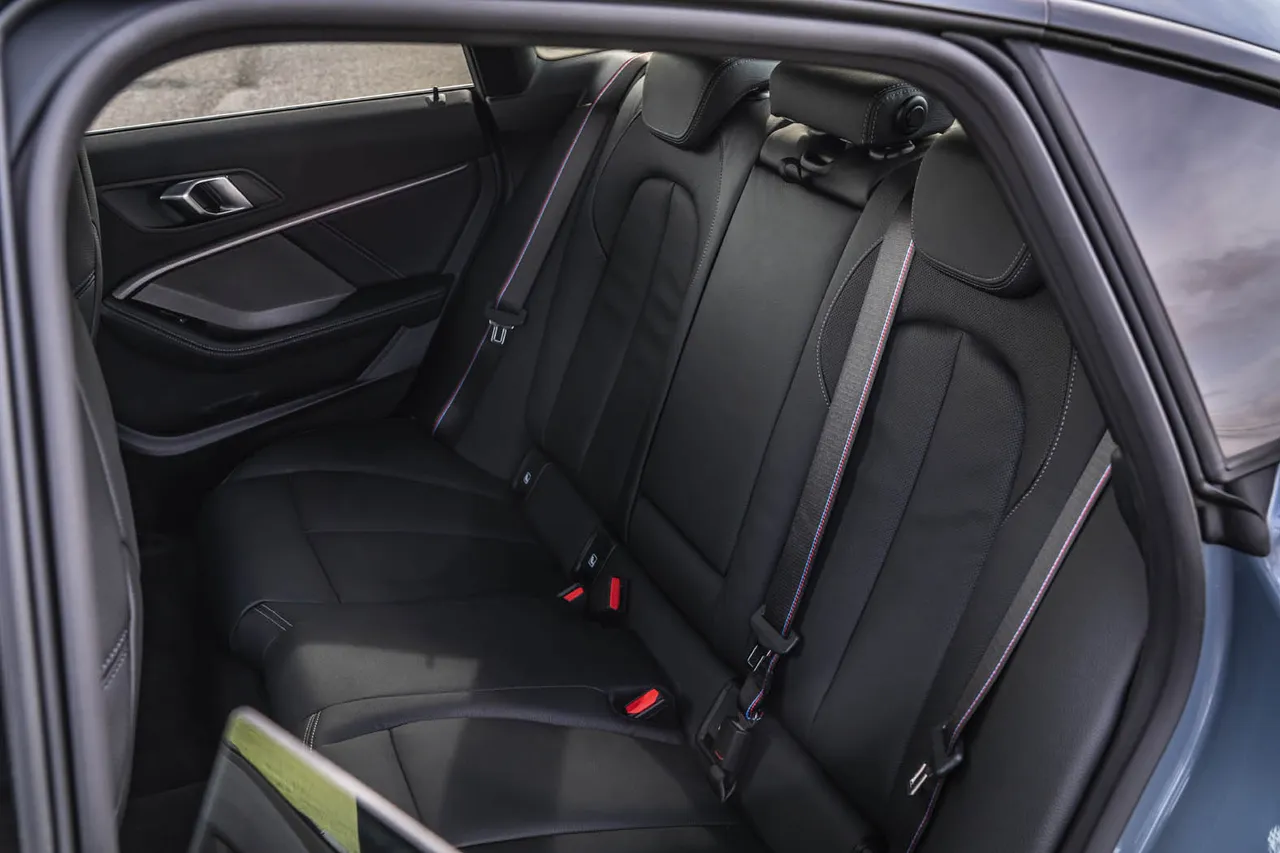 2seats_0.jpg
