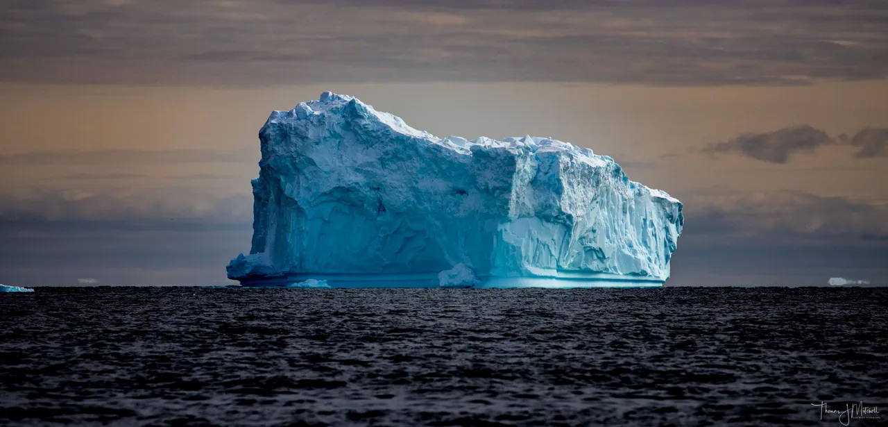 icebergs.jpg