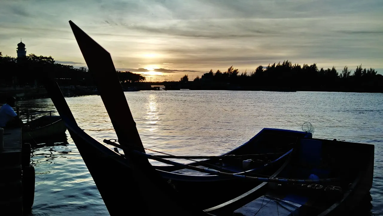 sunset2.jpg