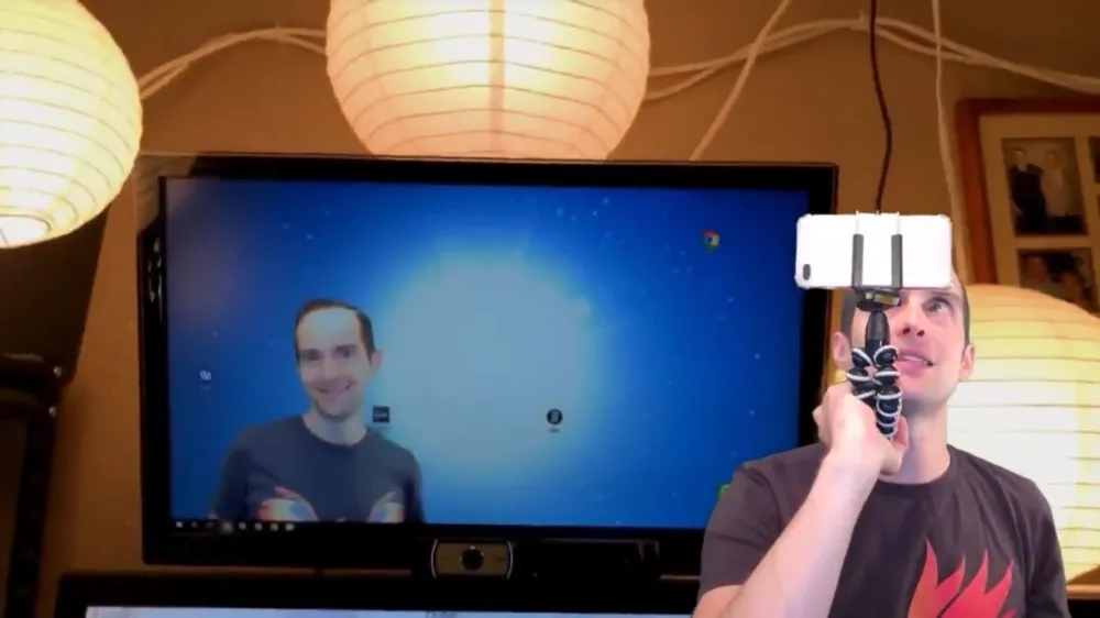 Produce Videos with Beautiful Lighting for $100 Including Webcam and Light Bulbs!