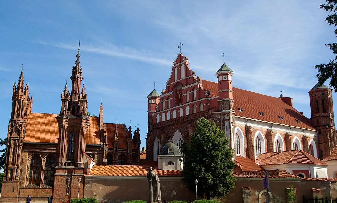 Things to see in lithuania: St. Anne's Church