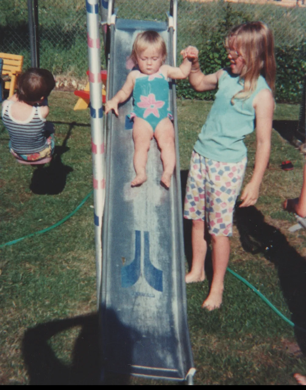 1991-06-06 - Crystal at space 164, Judy, with Katie, Joey, Sarah, 163 front yard pics, slide, other people, things-10.png