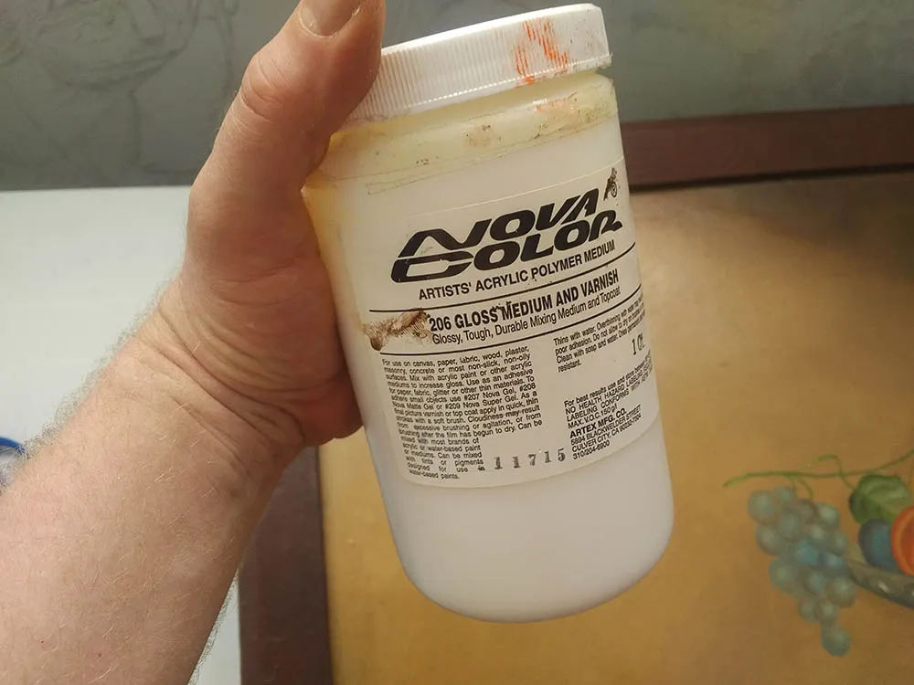 gloss-medium-1.jpg