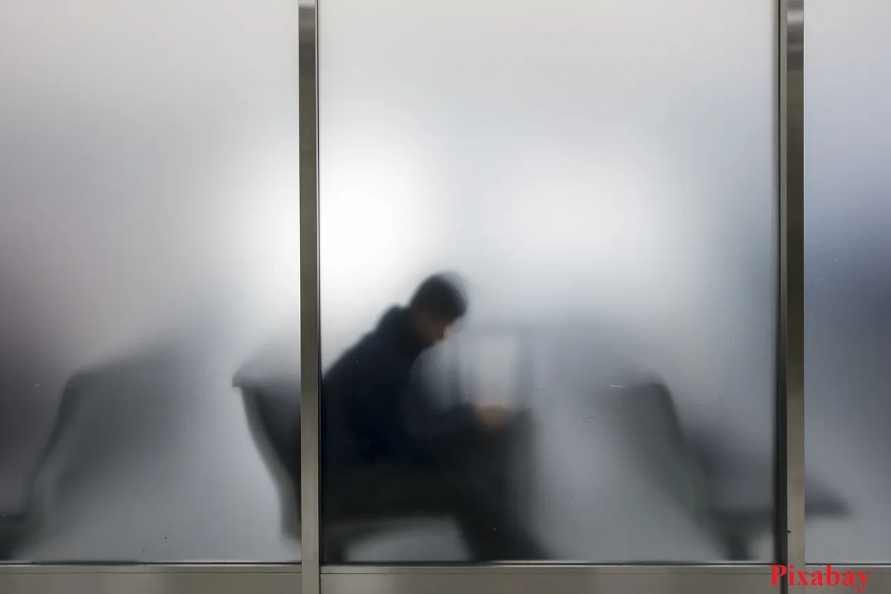 airport tony.jpg