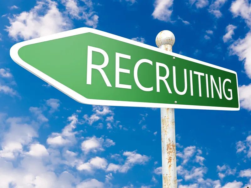 Recruitingsign.jpg