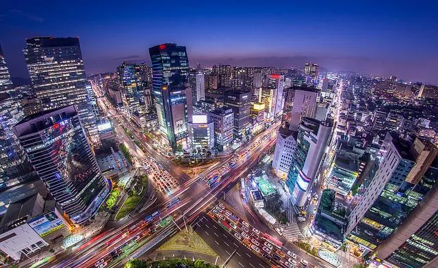 seoul_at_night.jpg