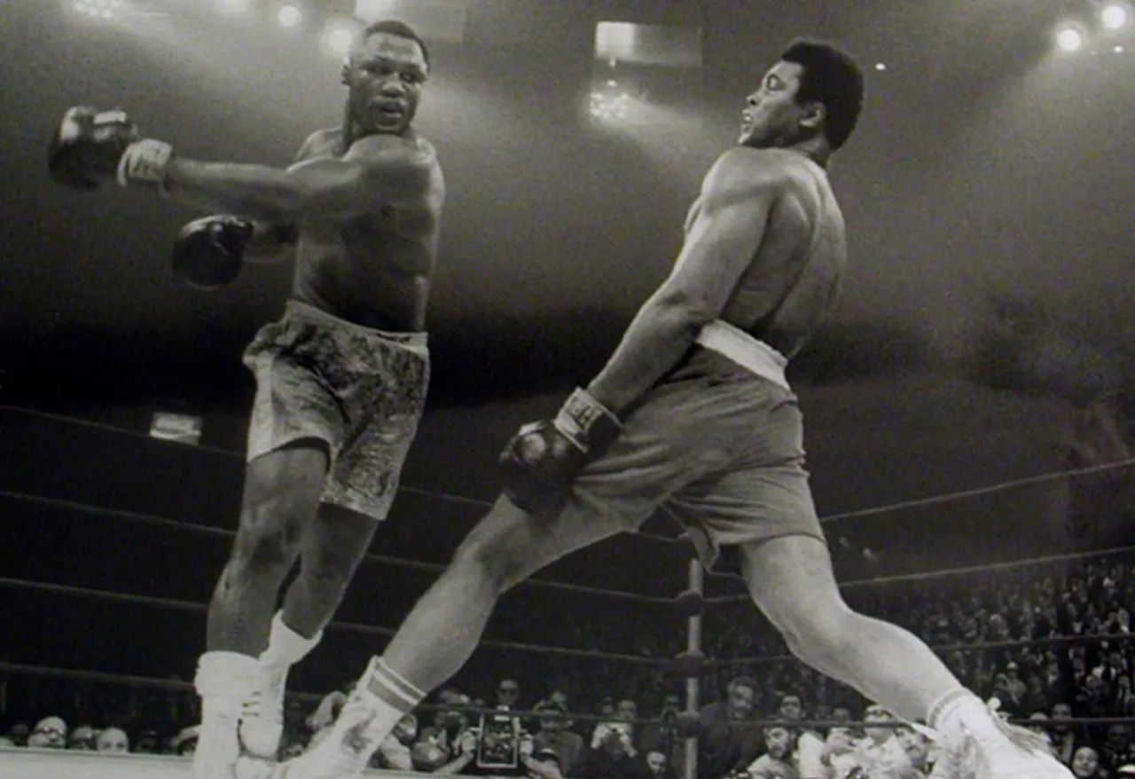 muhammadaliboxingsports3.jpg