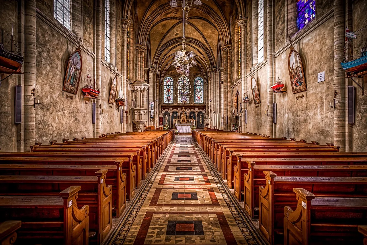 church-3481187_1280.jpg