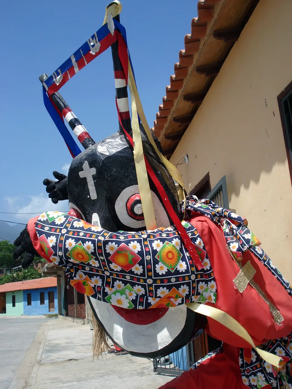escultura diablos.jpg