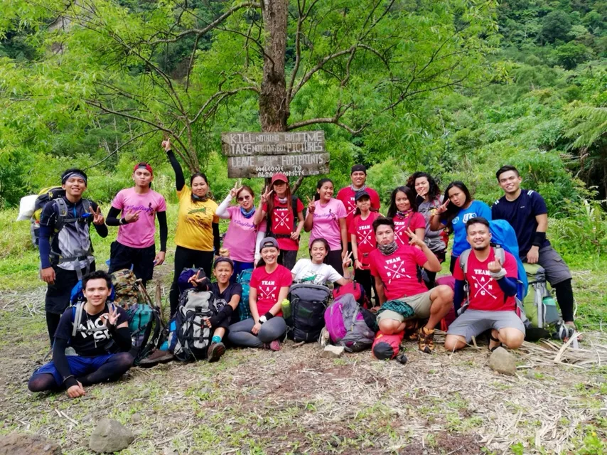 Group picture before we descend.