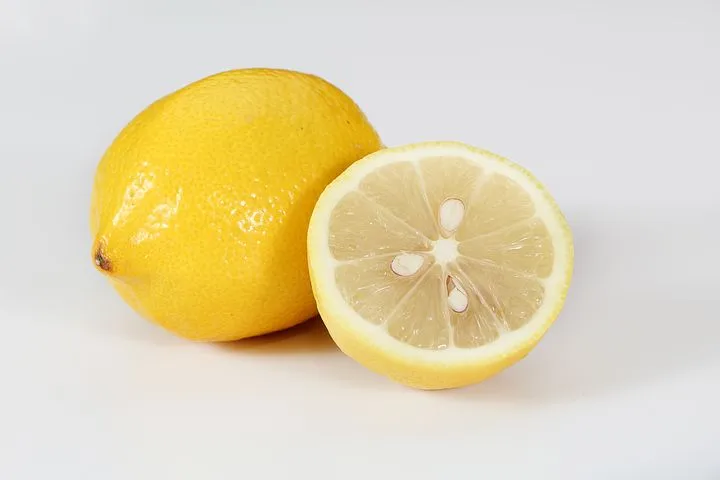 lemon-2121307__480.jpg