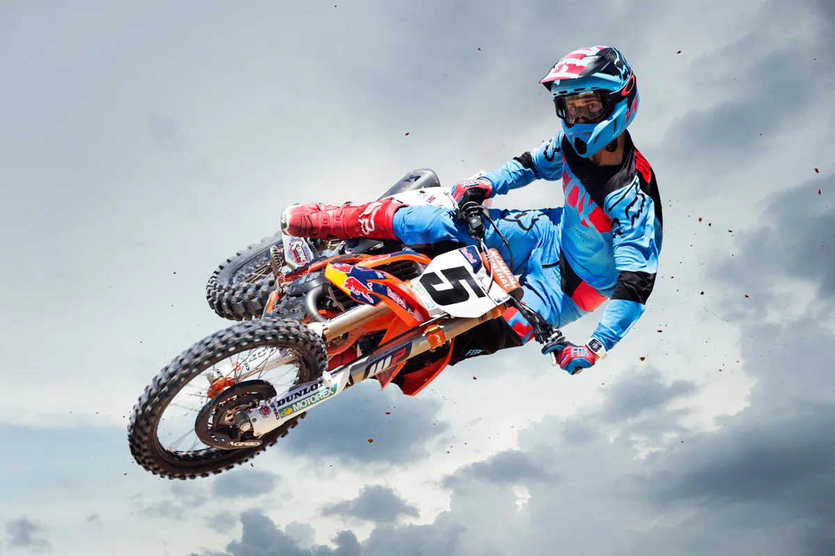 DUNGEY_HERO_NOTEXT.jpg