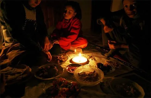 power-cuts-in-gaza.jpg