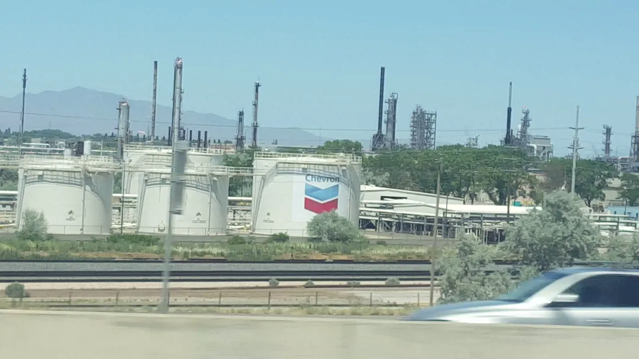 chevron refinery.png