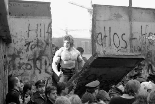 berlinwall_grotpig.jpg