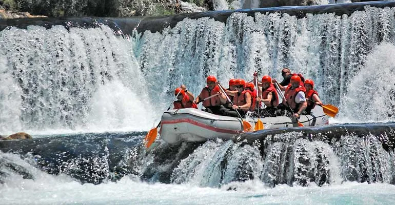 rafting_bosnia_una.jpg