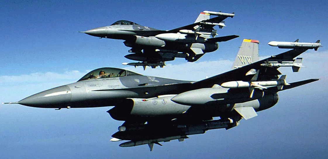 f-16-j-98821f16wwf.jpg