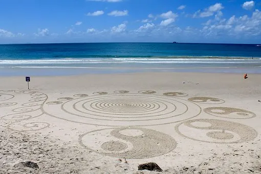 beach-2487581__340.jpg