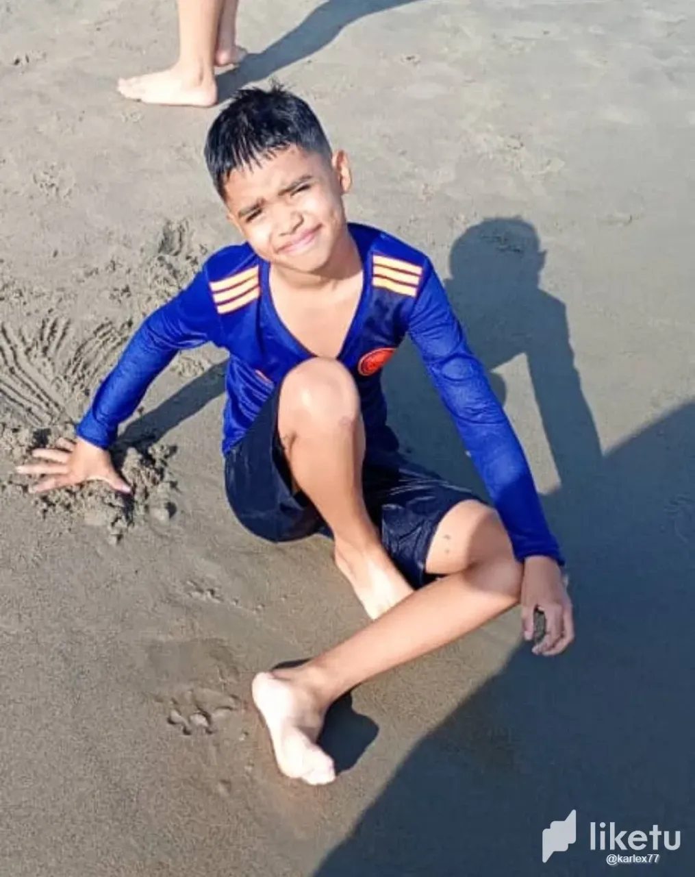 QYp3rK6swMzLav5d_Screenshot_2024-11-23-12-31-19-107_com.whatsapp-edit.webp