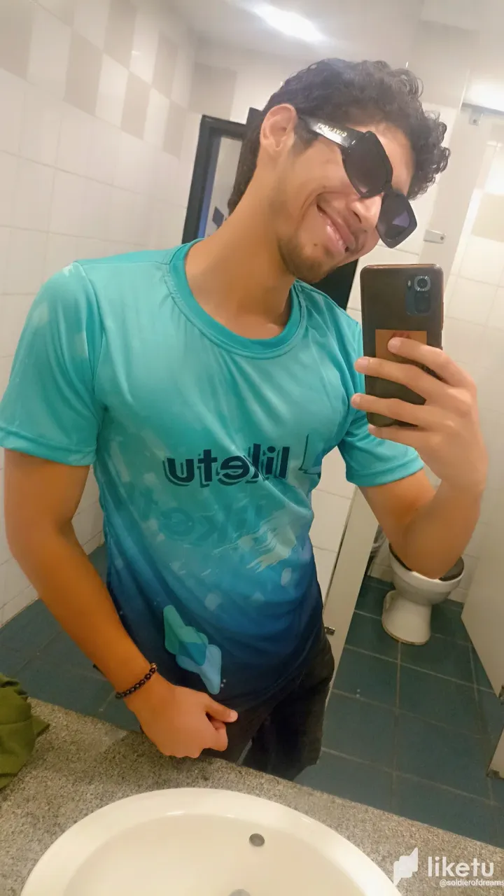 clpyx81ud001ujzsz7d9h0ia8_20231209_230200_715.webp