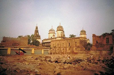 Hindu Temple, behind Juma Mosque, Rawalpindi, Punjab.jpg