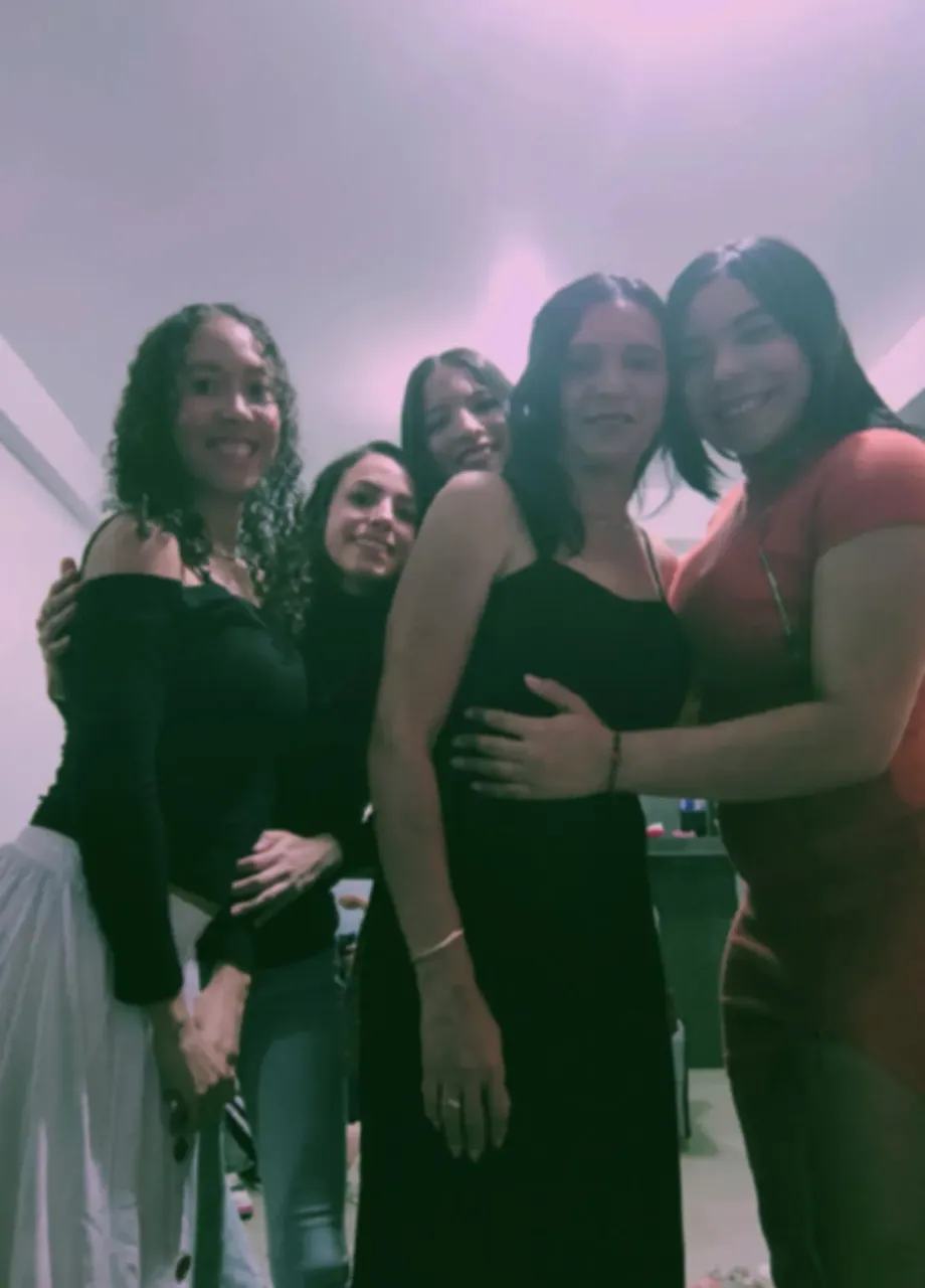 R2HzHYjzlBxX0FvT_1000131906.webp