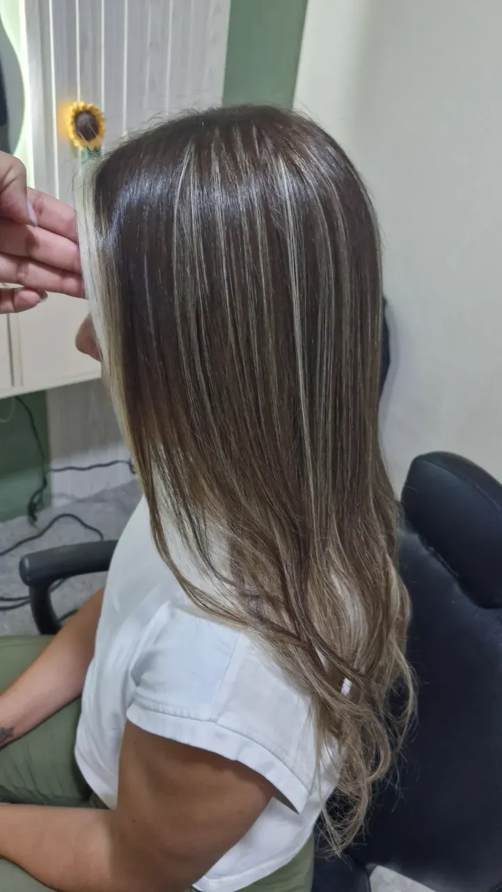 RFgYzS3D8yDL2Y49_1001090805.webp