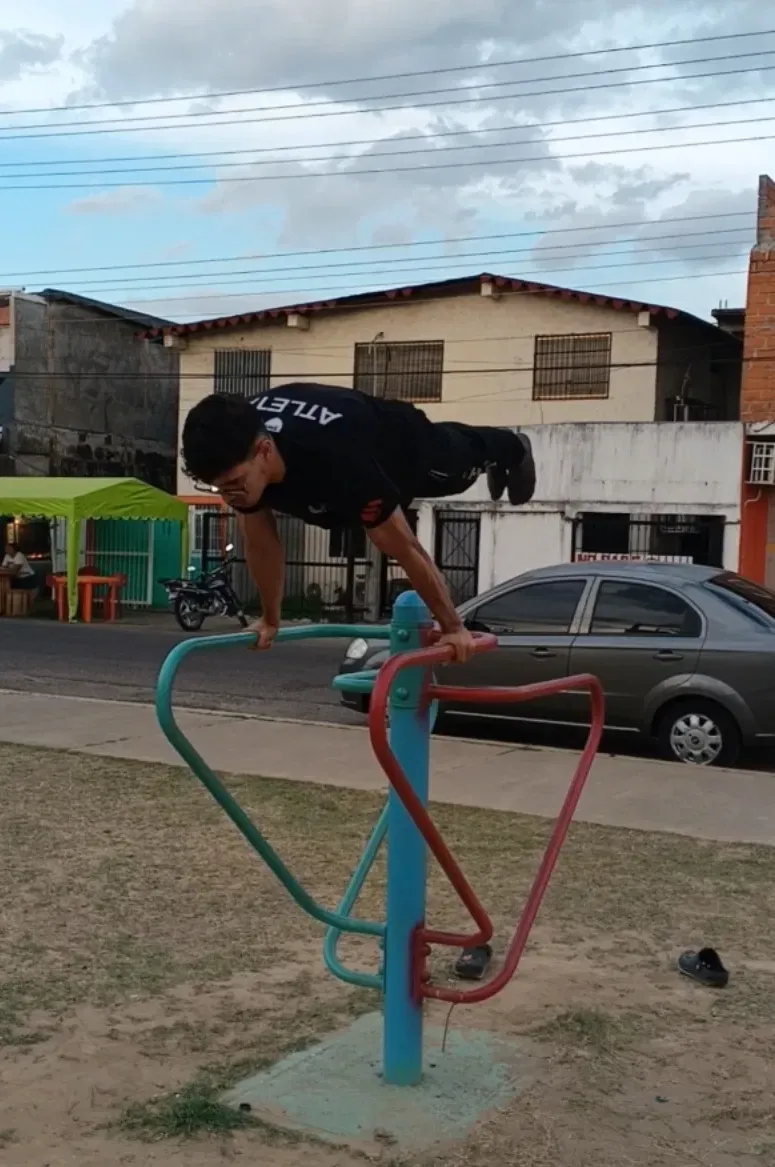 Af5031zbSR0XzzHr_1000344144.webp
