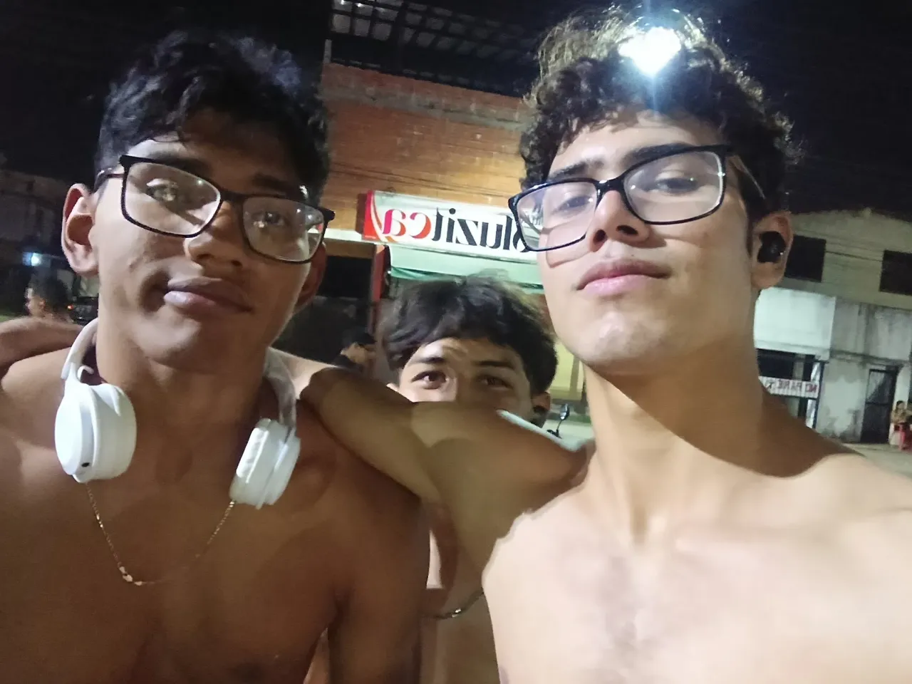 MLKL7bTk09Ugep3a_1000408997.webp