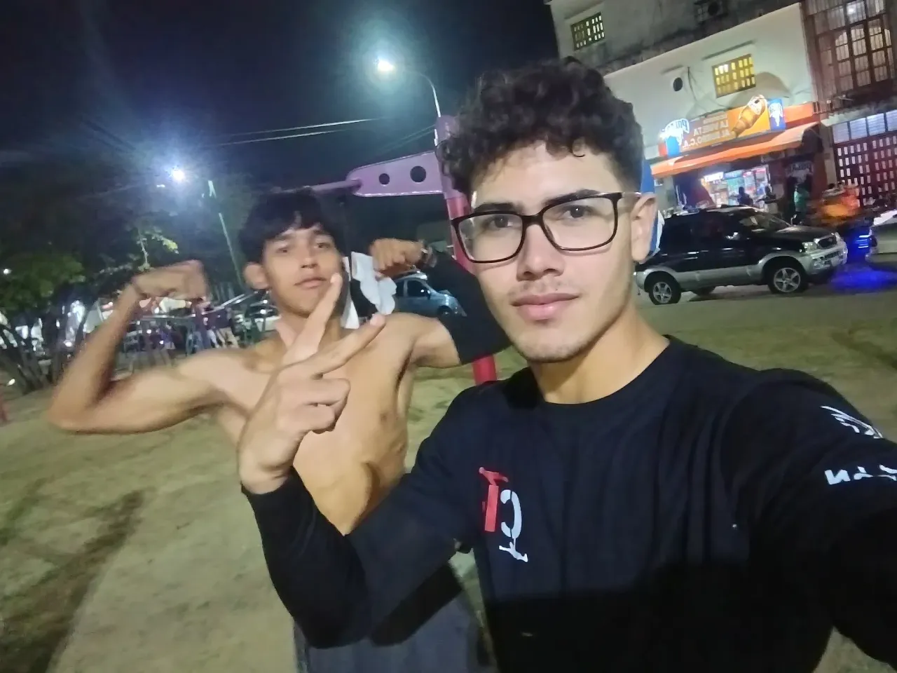 gWPmyafIGvqY6s7Q_1000337115.webp