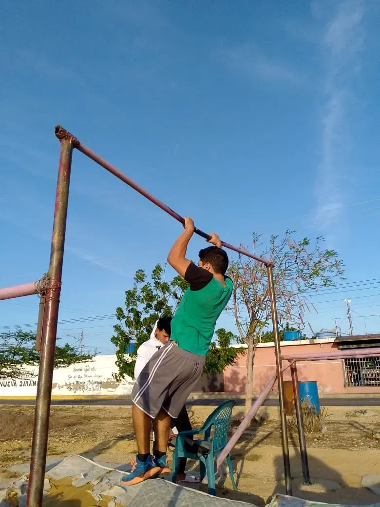 1ZNvmEwHUINGkgUa_1000128865.webp
