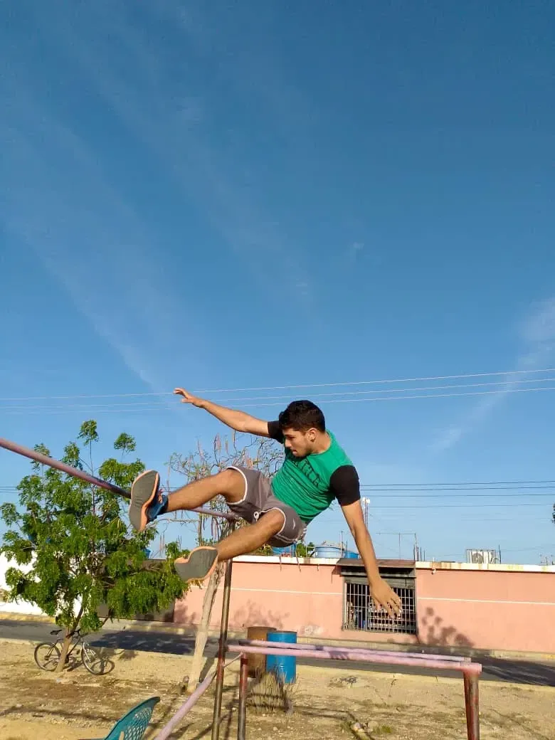 3nBvcvIRvWrC2pUt_1000128857.webp