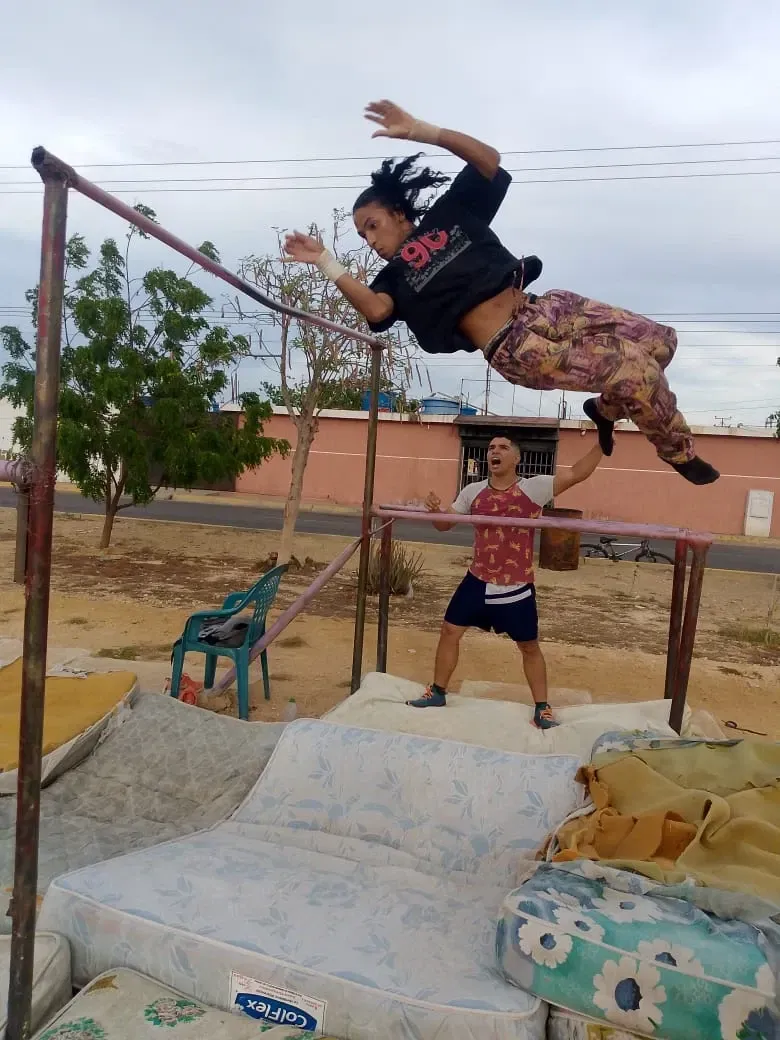 JXjgIOZr8E4vWjFh_1000139809.webp