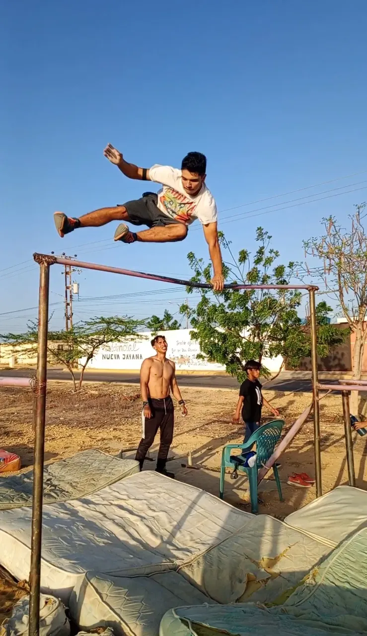 dFlGOG9sYRs0oqab_1000185253.webp