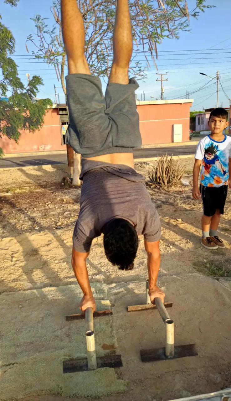yfmHnRCmBNSUEX6C_1000169869.webp