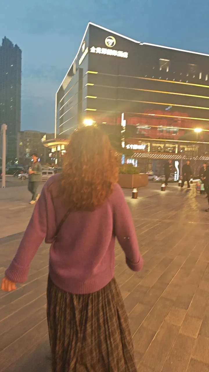 22o8K8zaplNx9WxC_1000017223.webp