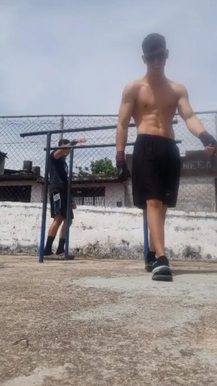 Y5GGu6hKeyyApI55_1000245386.webp