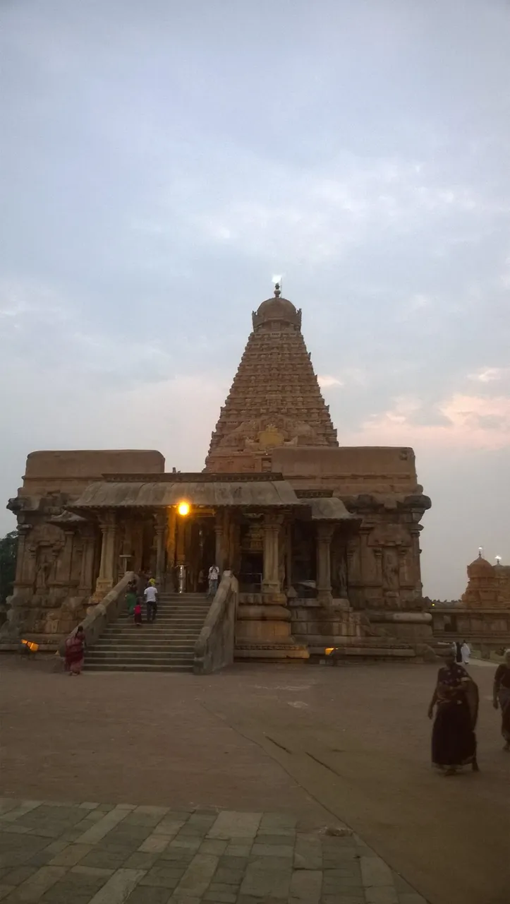 Brihadeeswara Temple_07.jpg