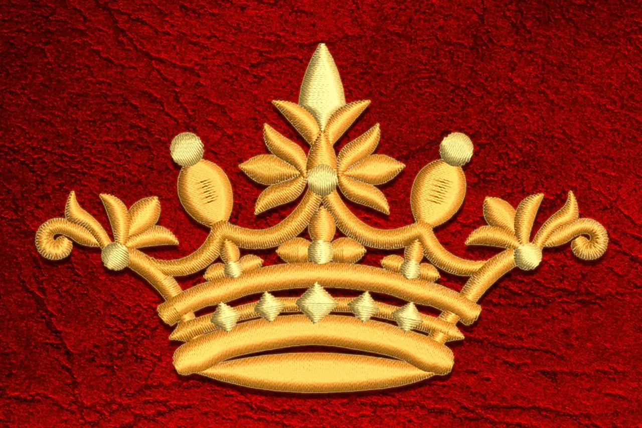 crown2-embroidery-design1.jpg