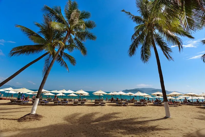 10a Nha Trang Beach.jpg