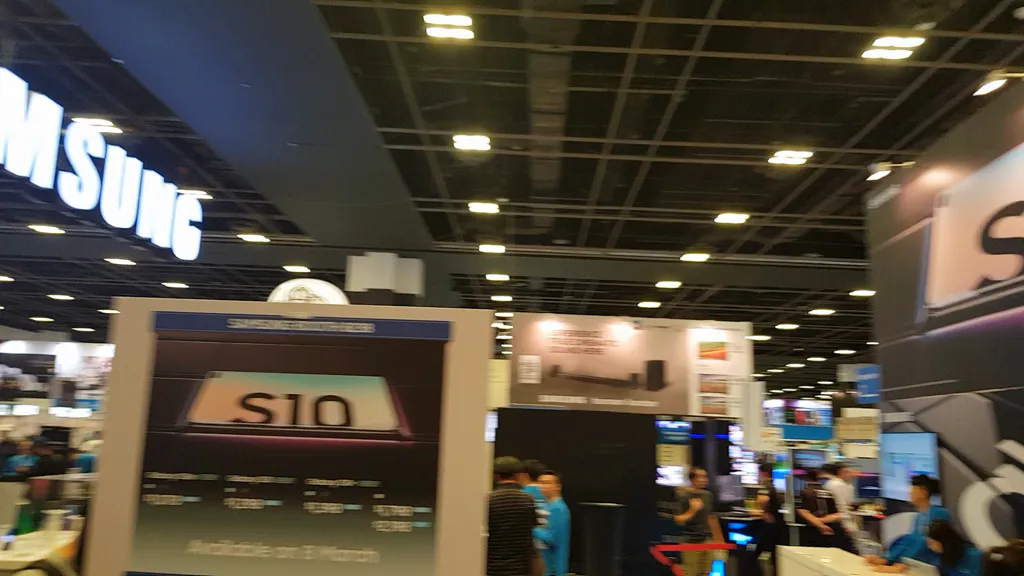 videos/df6b3d409e33bfe219a670c51d8eead3-00001.png