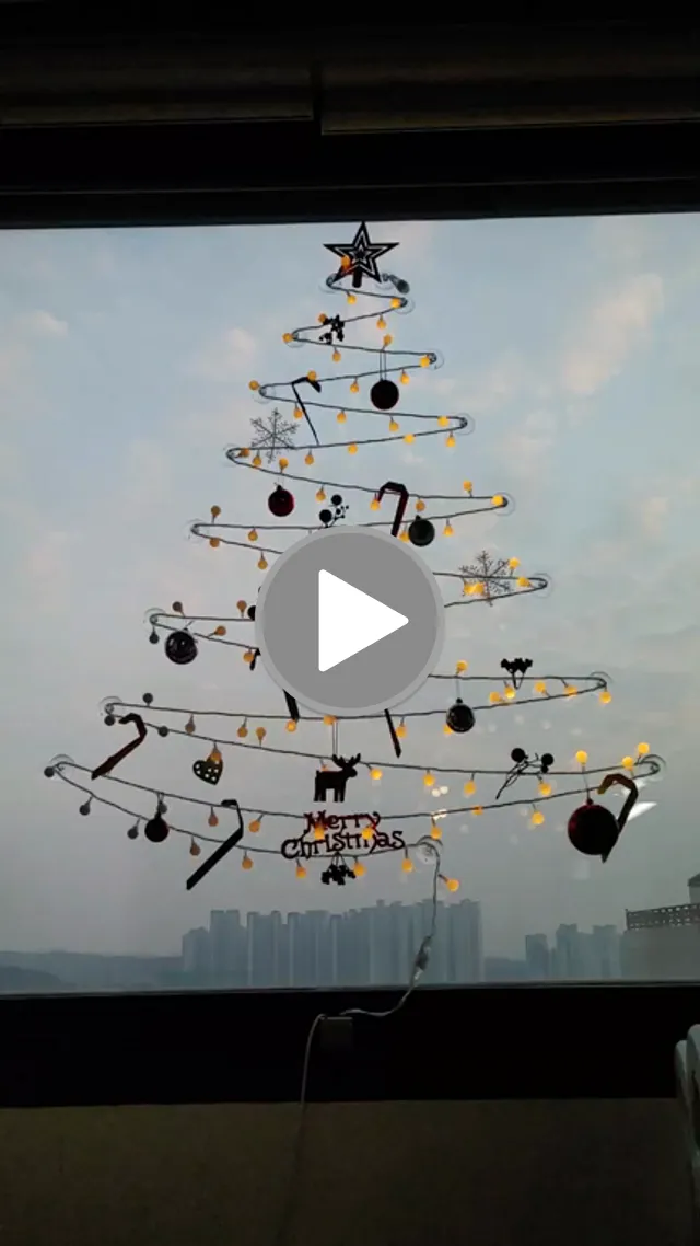 videos/94248ee3d8ae6ca664a2823a00d97eb6-00001.png