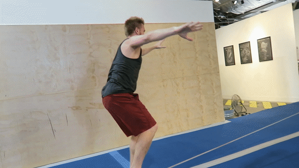 ezgif.com-video-to-gif (54).gif