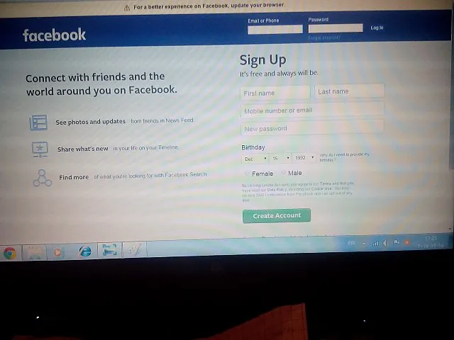 Facebook screen (source: Wikimedia Commons)