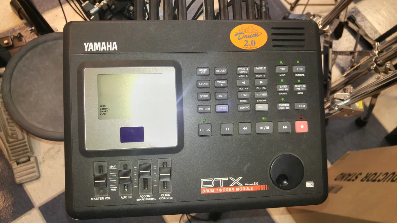 Used Yamaha DTX version 2.0. Formerly used in a recording studio. Now only $350 PICTURE 02.jpg