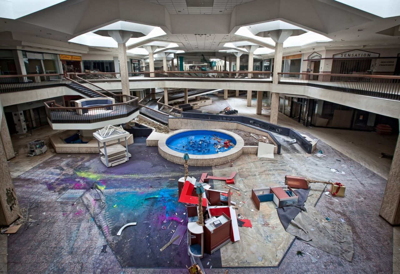 Shopping Mall