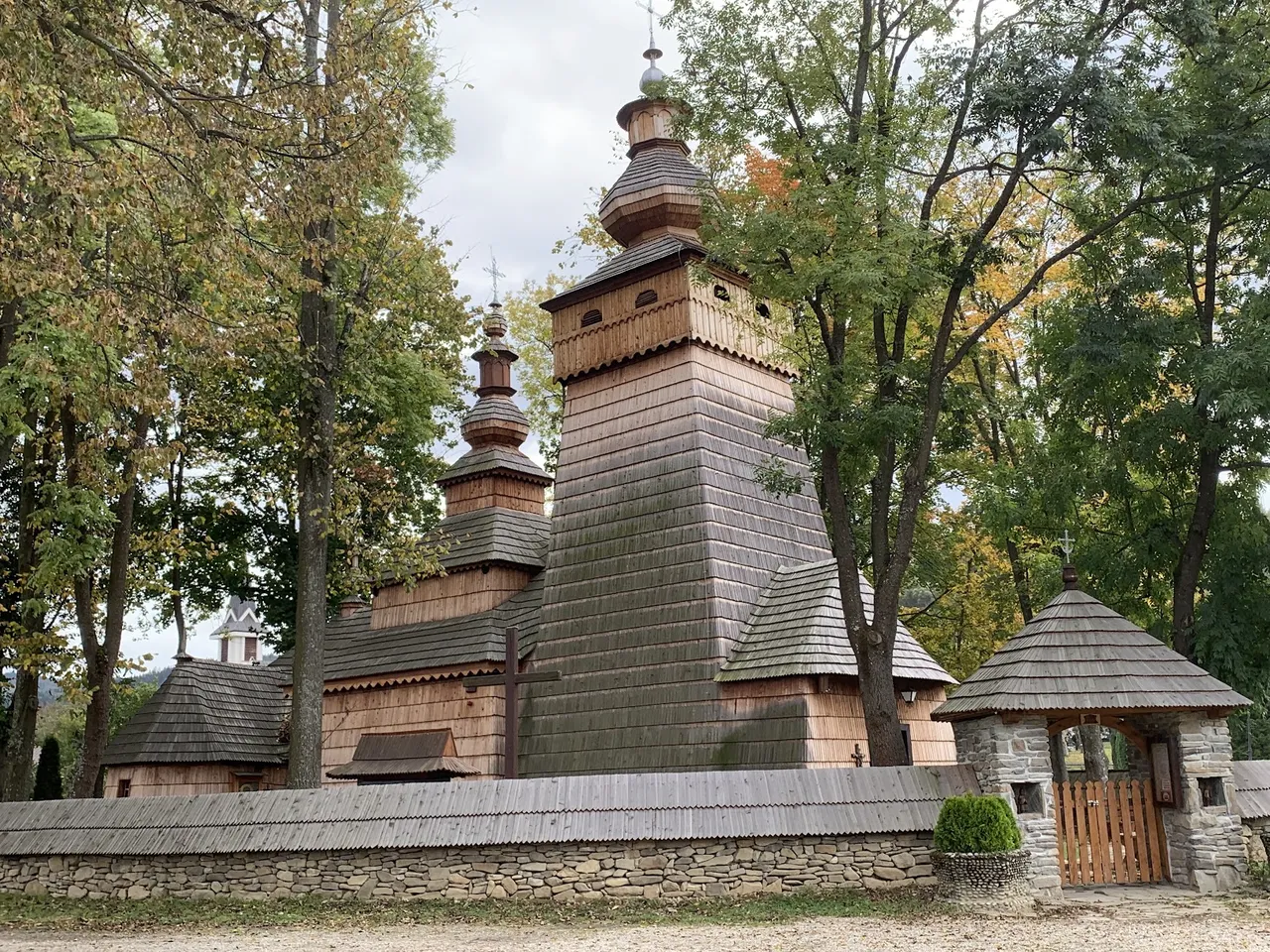 Zabytkowa cerkiew w Powroźniku